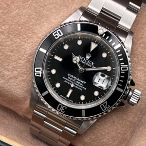 Rolex - Submariner Date Ref. 16610