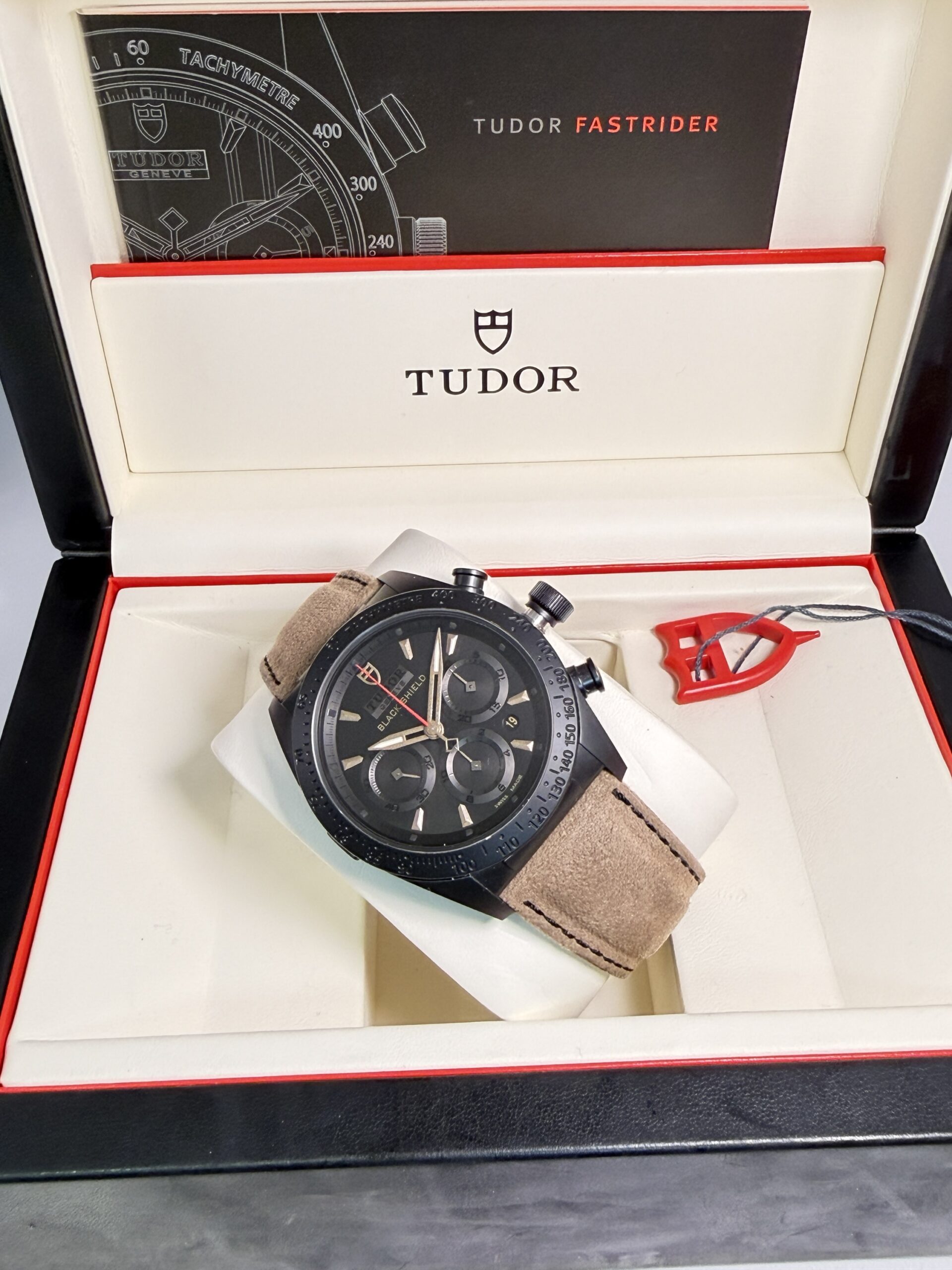 Tudor - Fastrider Black Shield Ref. 42000CN - immagine 2
