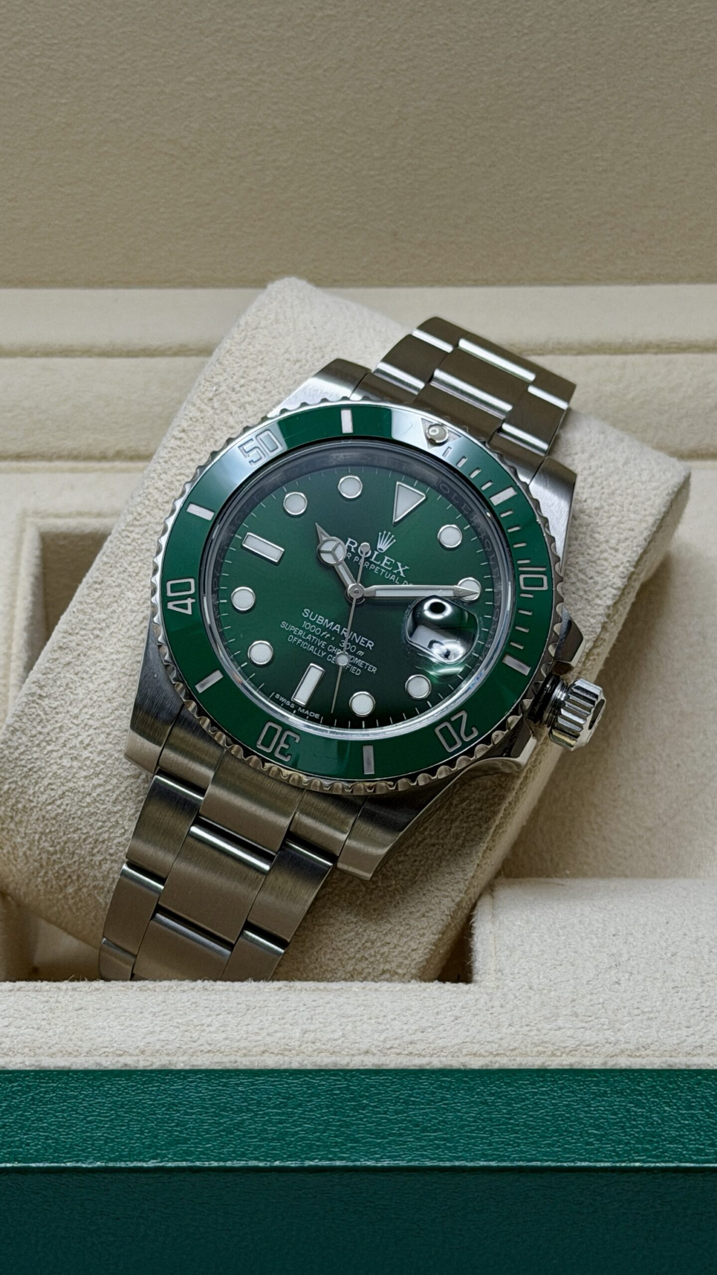 Rolex - Submariner Date Ref. 116610LV - immagine 2
