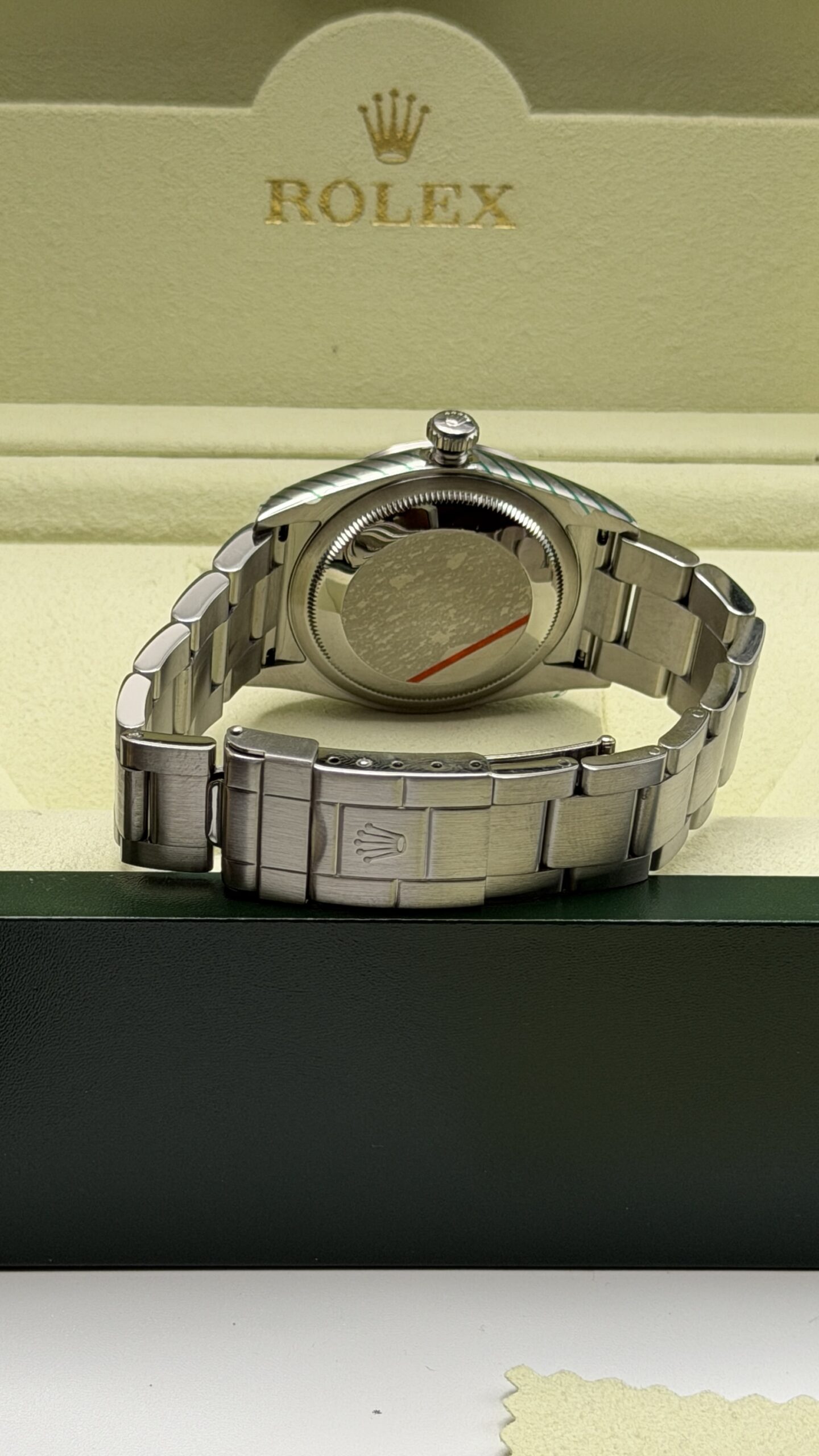 Rolex - Explorer Ref. 114270 - immagine 9