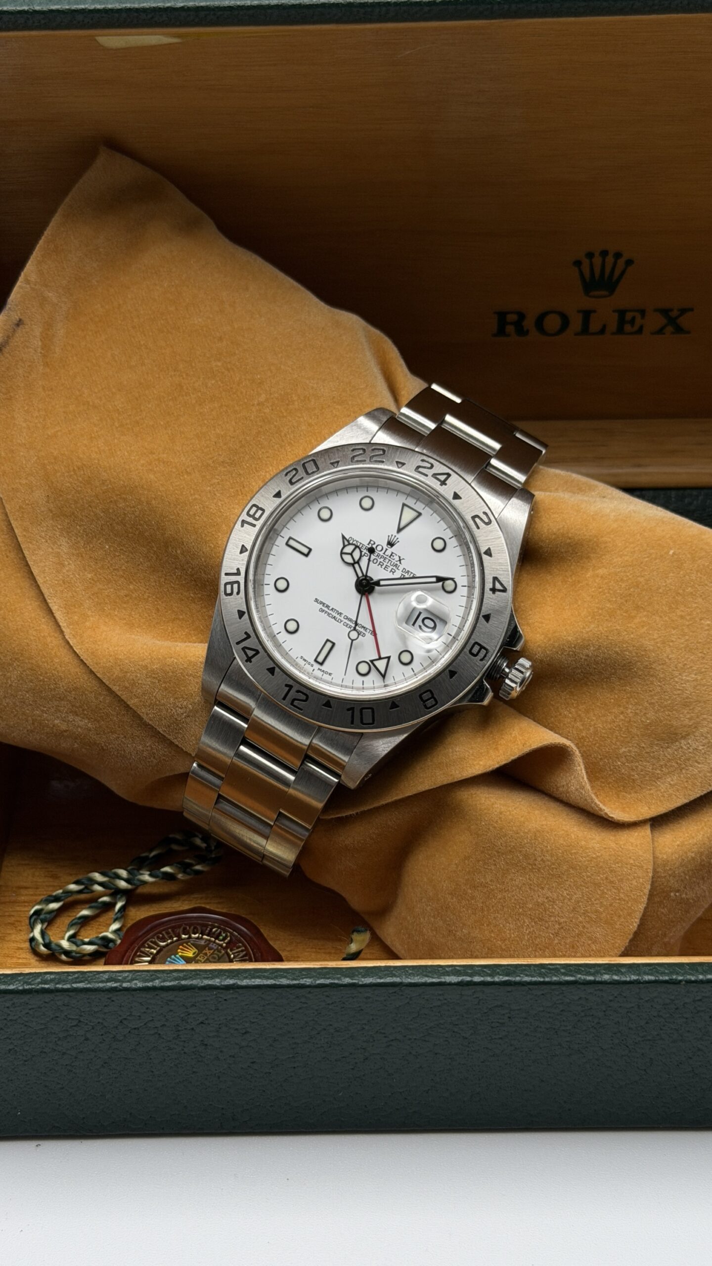 Rolex - Explorer II Ref. 16570 - immagine 2