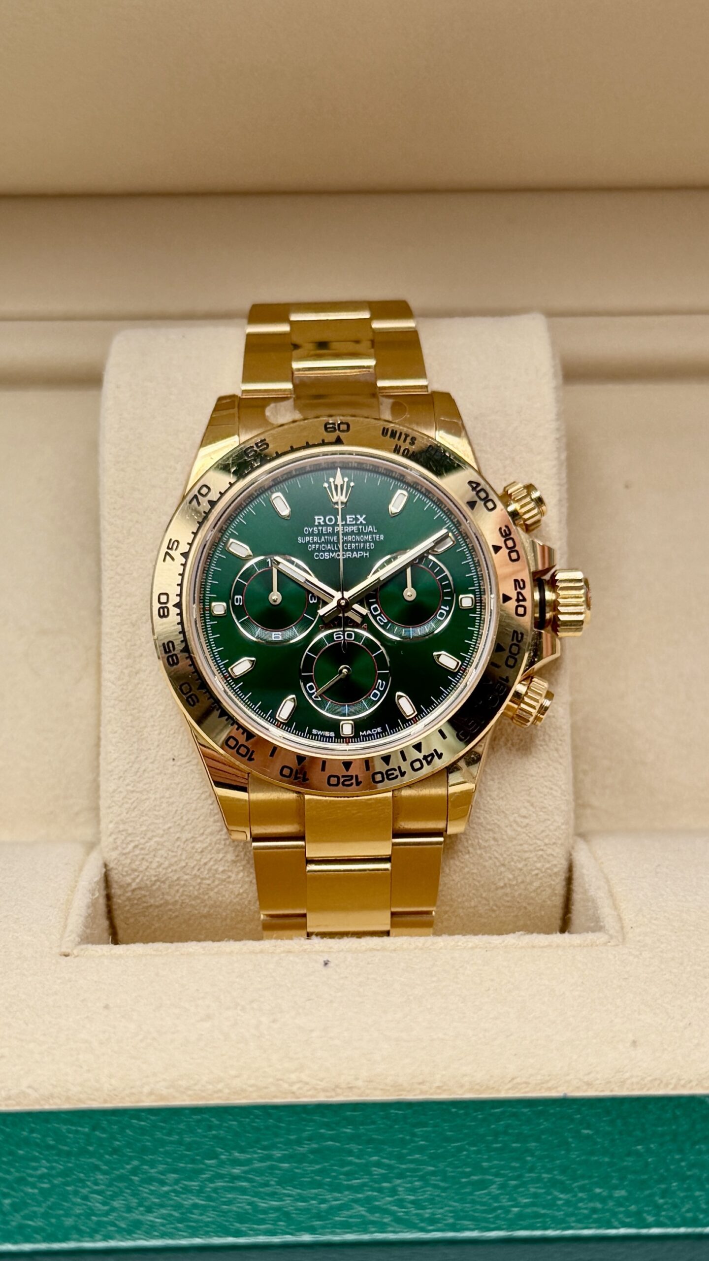 Rolex - Daytona Green Dial Ref. 116508