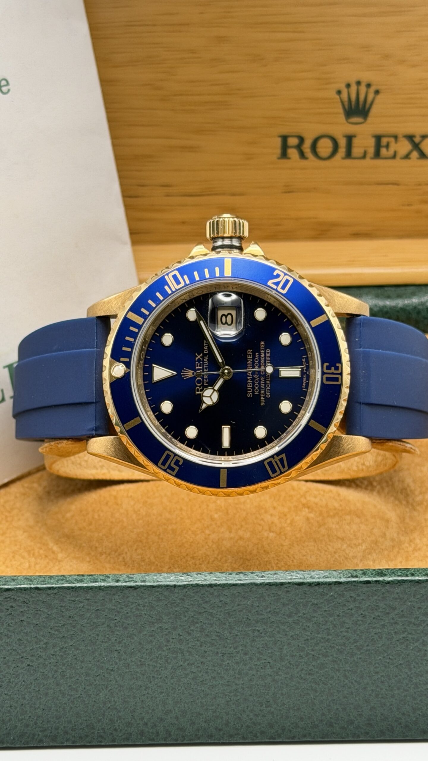 Rolex - Submariner Date Ref.16618